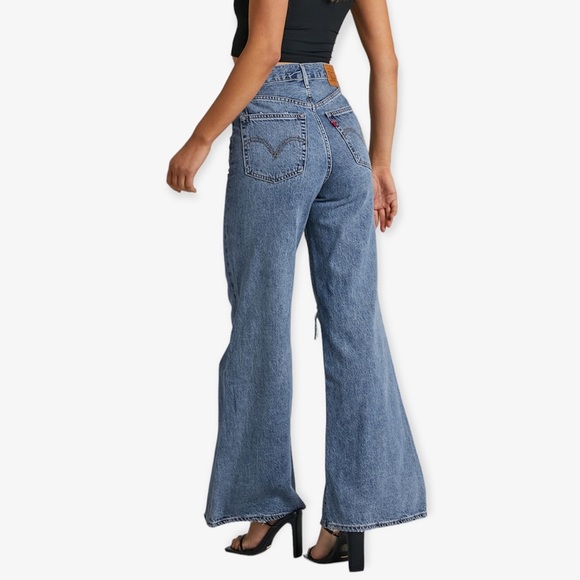 Levi’s High Loose Flare Wide Leg Jeans - Picture 2 of 13